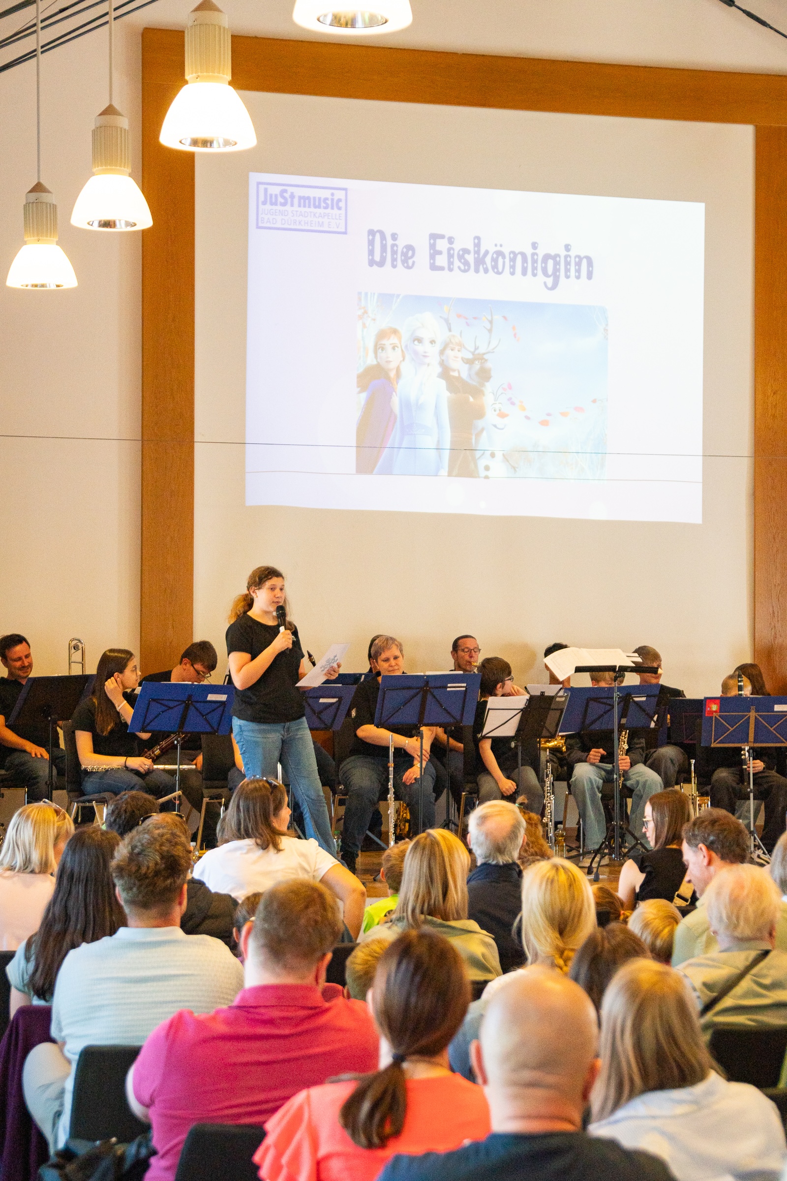 Von Arendelle bis nach Hogwarts: „JuSt music“ verzaubert Bad Dürkheim